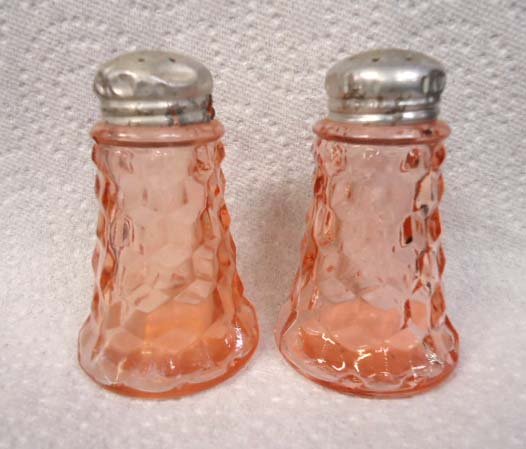 Pink Cubist Salt & Pepper: Jeanette Glass 3 1/4"