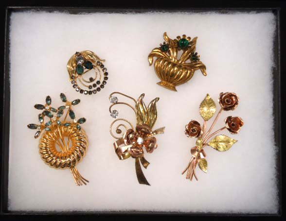 Vtg Coro, CA, HI Designer Pin's: Inc. 3" Pegasus Coro Floral Pin w/ Smoky Blue Marquise Flowers, 2" Coro Flower Basket w/ Green Glass Cab's, 3" Pegasus Coro Rose Gold & Gold Floral Pin, 3" Harry Iskin 1/20 Kt GF Smoky Blue Pin & 1 1/