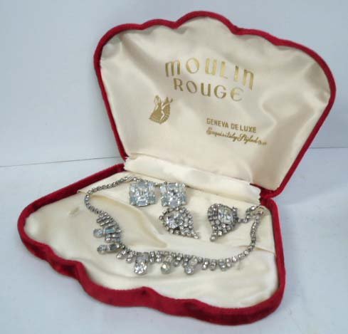 Art Deco Clear Rhin. Boxed Choker/Earrings: Inc. 15" Emerald Cut Clear Rhinestone Art Deco Choker, 2 Pr.'s Deco Clear Emerald Cut Chaton Earrings. 1 1/2" & 7/8".