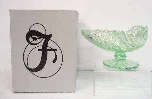 Fenton Compote: Green w/ box 4 1/4"T x 7"L