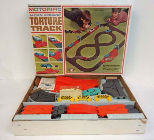 Ideal Motorific Alcan Highway Torture Track: 1965 w/ Extra Car Body Box 24 3/4" x 18" x 3 3/4" Complete