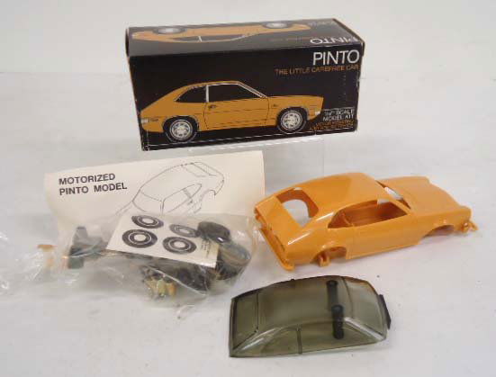 Pinto Model Kit: 1/29th Scale Bat. Op. 6" x 2 1/2"