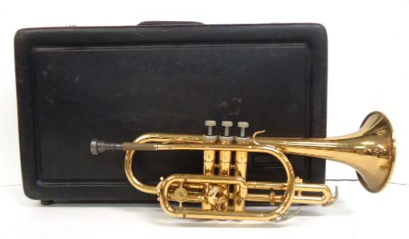 Holton Trumpet: 17 1/2"L Inc. Mouthpiece