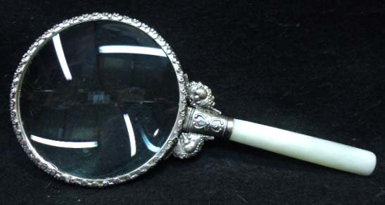 Magnifying Glass: 6 3/4"L