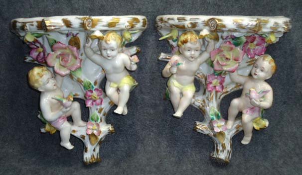 Pr Capodimonte Cherub Shelves: 8 1/2"T x 7 1/2"W
