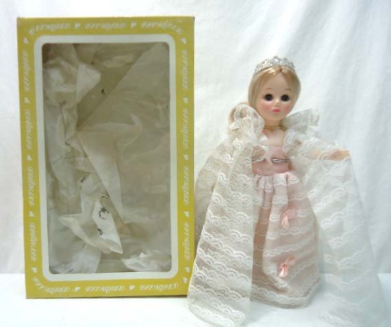 Effanbee Doll- NIB: 11 1/4" T Cinderella