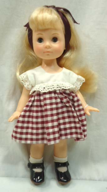 Effanbee Doll: 12" Mkd Gata