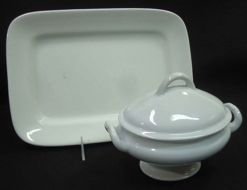 2pc Ironstone: 12 3/4" x 9 1/4" Tray, 6"T x 7 1/2" x 5" Tureen