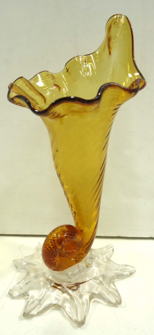 Jack in the Pulpit Vase: 5 1/2"T x 3"W