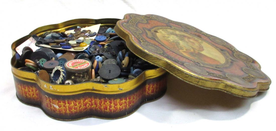 Tin of Unsorted Buttons: 10" x 2 1/4"