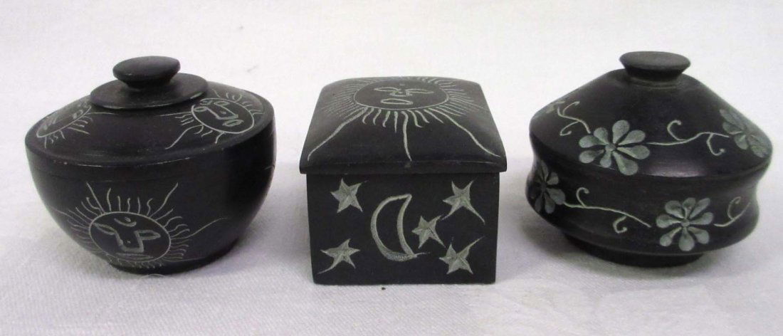 3 Oriental Hardstone Boxes (1 of 4)