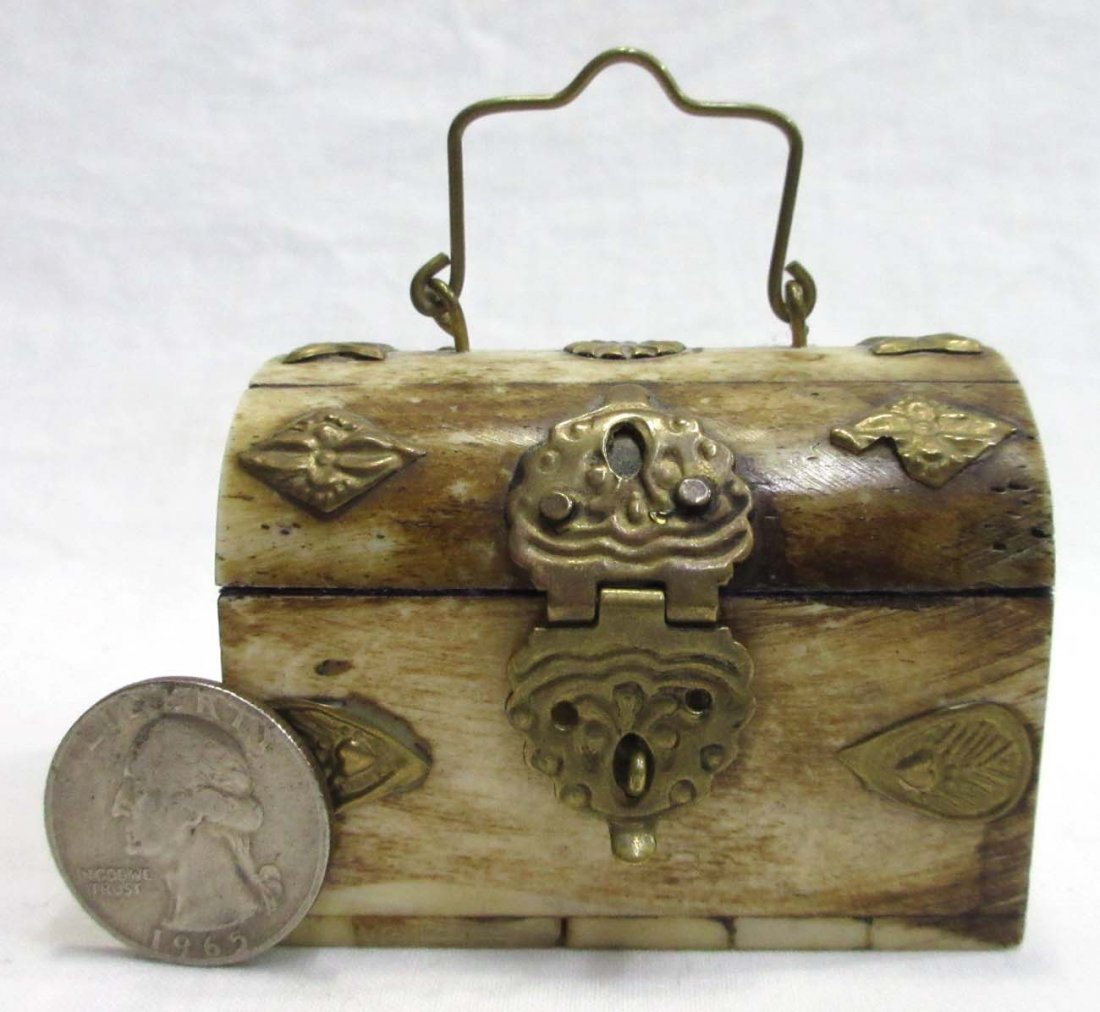 Oriental Ox Bone Box: Brass Trim 2"T x 2 1/2" x 1 3/4"