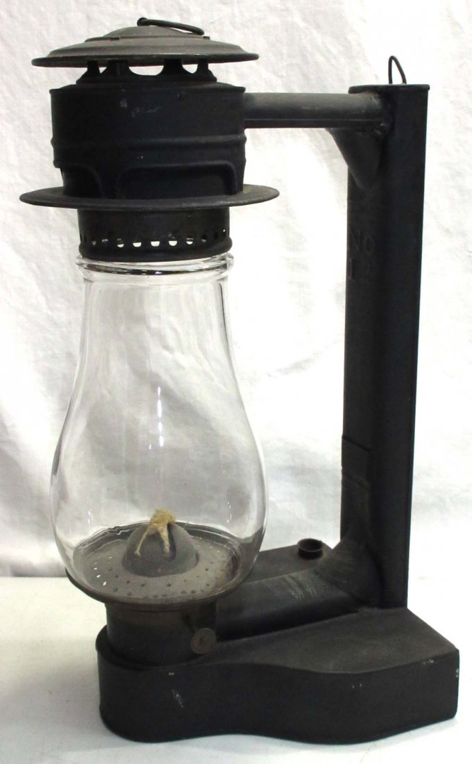 No. 12 Railroad Caboose Wall Lantern (1 of 7)