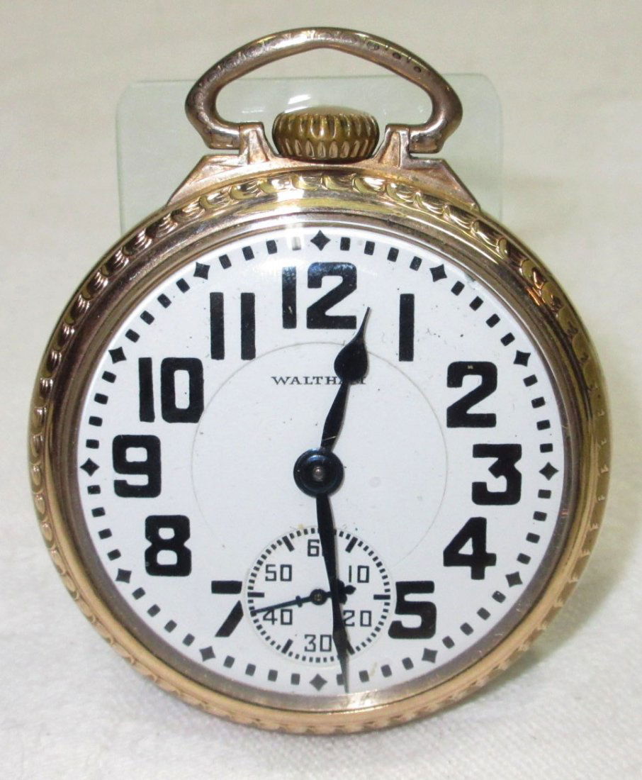 Waltham Cresent St. 21J Pocket Watch: 5 Adj. , GF, S/N 25680167 Running We do not guarantee working order of watches