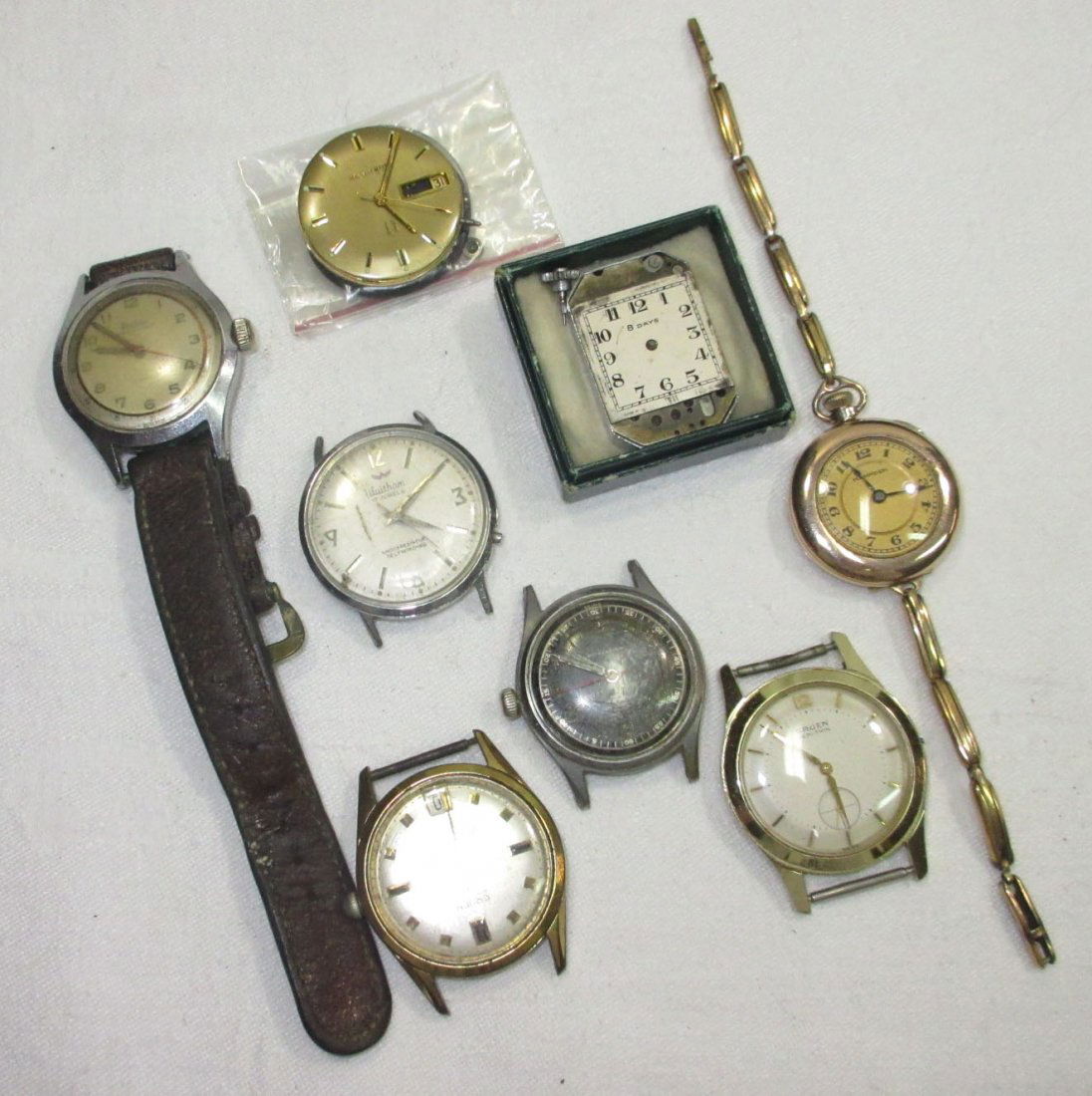 8 Wrist Watches: Waltham, Accutron, Gruen, Gruen, Zodiac, Hampden, We do not guarantee working order of watches