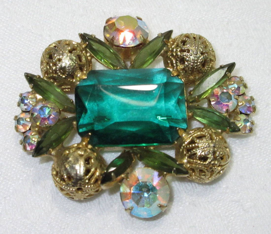 Vtg D&E Juliana Grn Brs Filigree Ball Pin Book Pc (1 of 3)