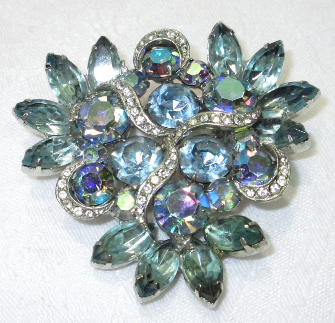 Splendid Vtg. Blue Eisenberg Brooch (1 of 3)