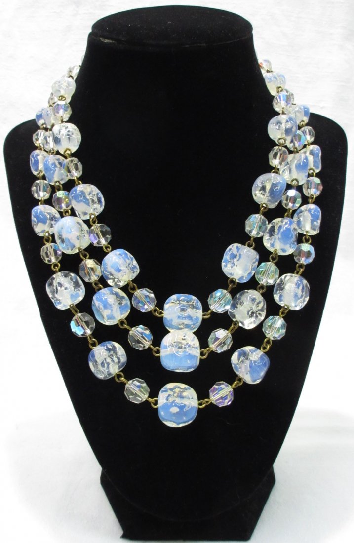1950's High Quality 3 Strand Moonstone Necklace (1 of 8)