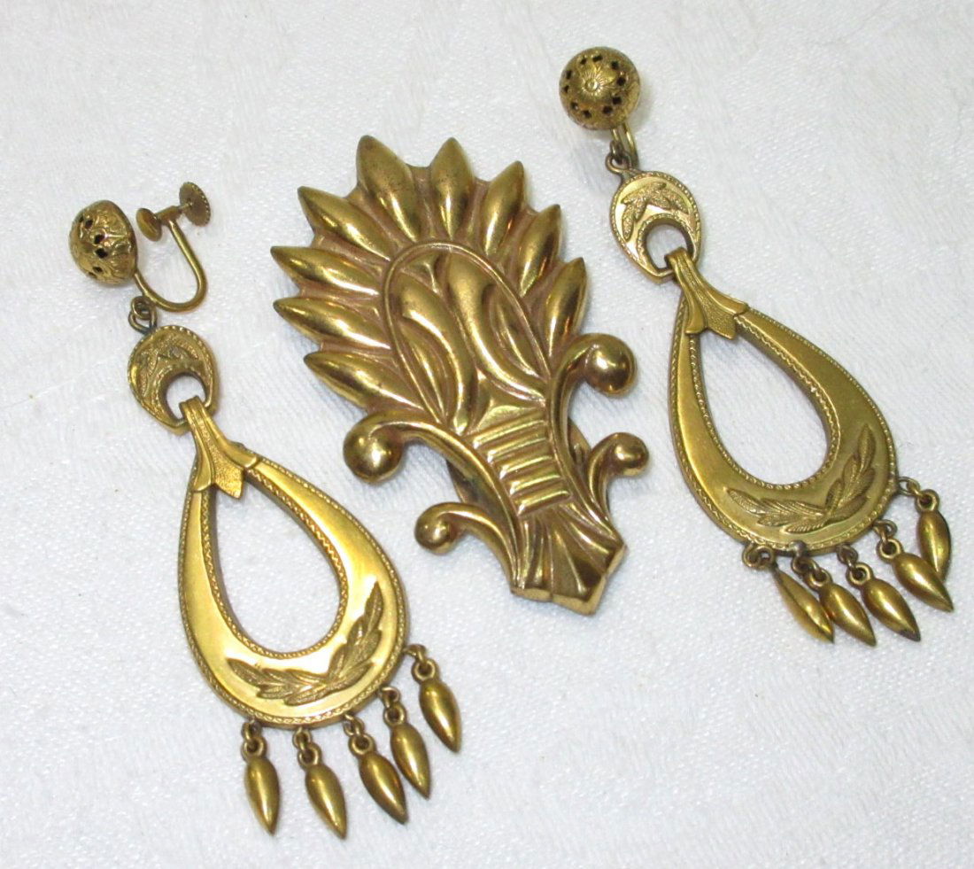 Egyptian Revival Dress Clip & Earrings: Inc. 2 1/2" Detailed, Bullet Drop Screw-Back Earrings & 2 1/4" Detailed Molded Dress Clip. Goldtone.