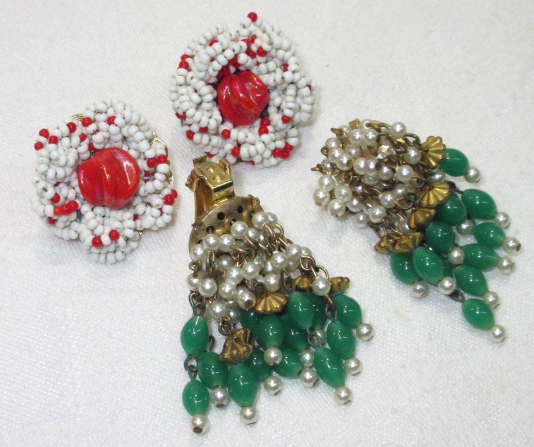 2 Vtg. Pr's Hobe' Beaded Earrings (1 of 7)