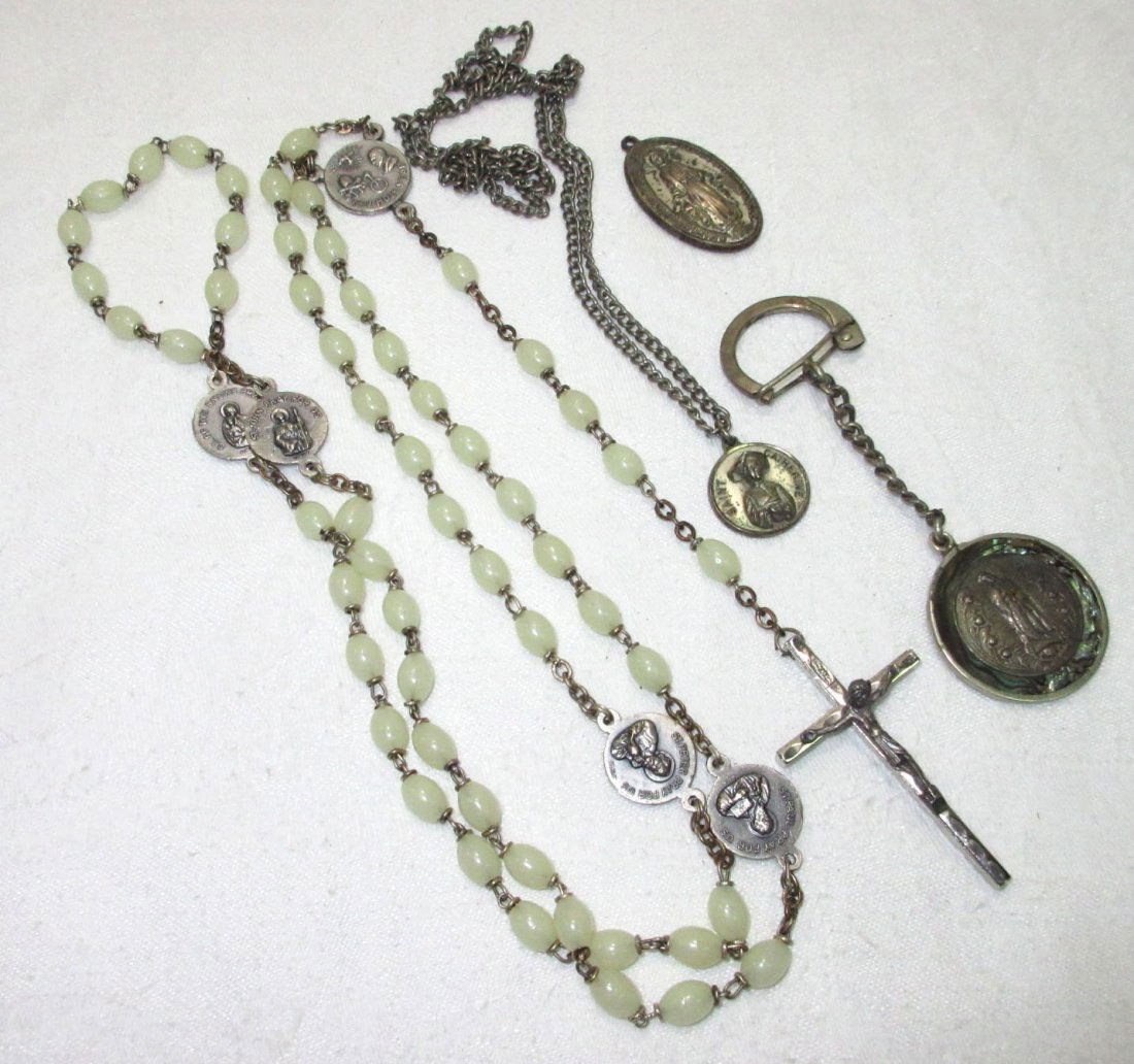 Lovely Sterling Rosary & Sterling Medals (1 of 3)