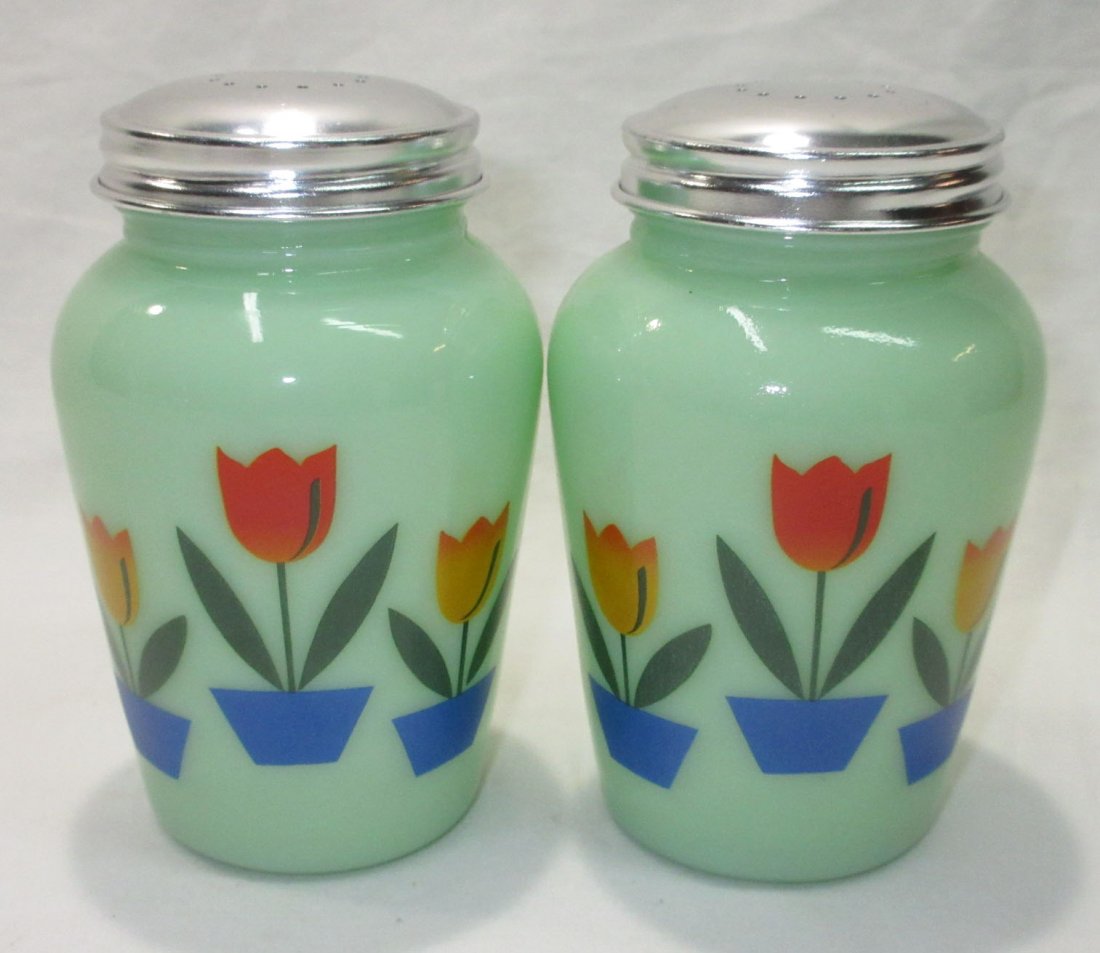 Pr Jadeite Salt & Pepper (1 of 4)