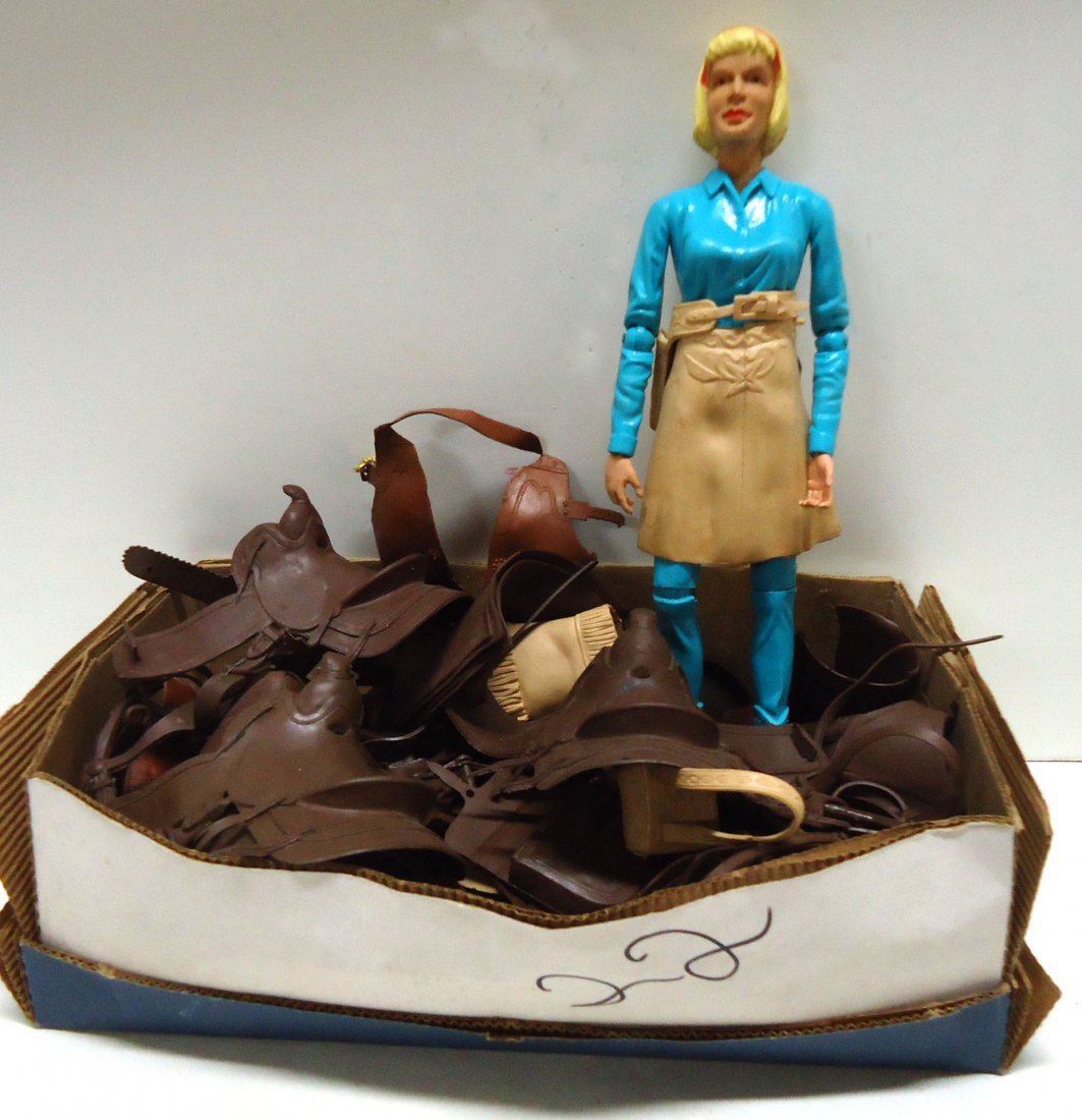 Jane & Johnny West Action Figure & Accessories: Doll- 11" T x 3 1/2" W