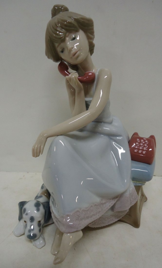 Lladro Figure Chit Chat Girl" (1 of 8)