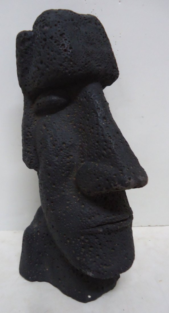 Stone Easter Island Head (1 of 4)