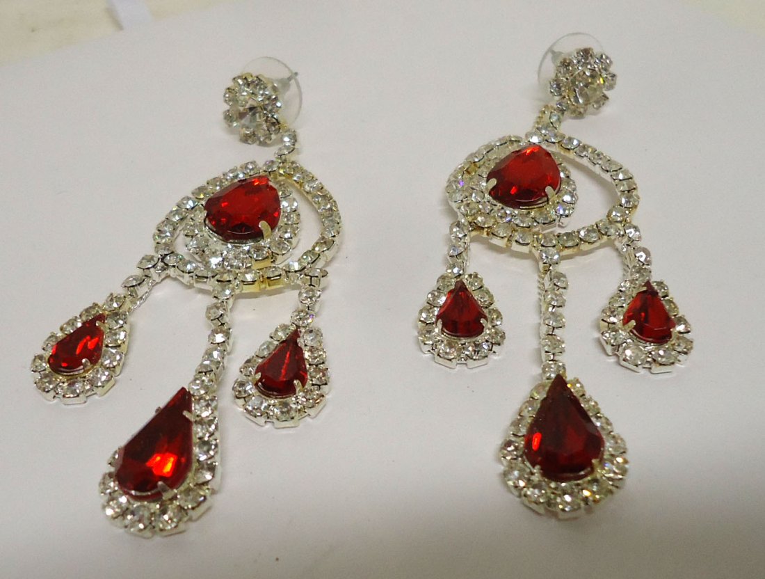 Pr Costume Jewelry Earrings (1 of 4)