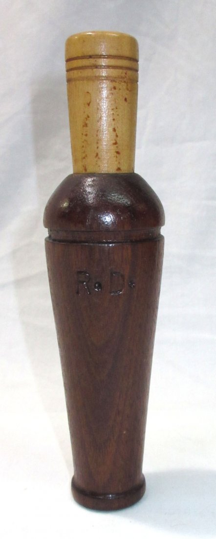 Walnut Duck Call Sgnd R.D. (1 of 3)