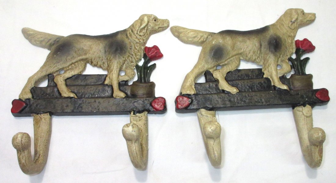 2 C.I. Dog Wall Hook: 6 1/4" x 5 1/2" x 2"D