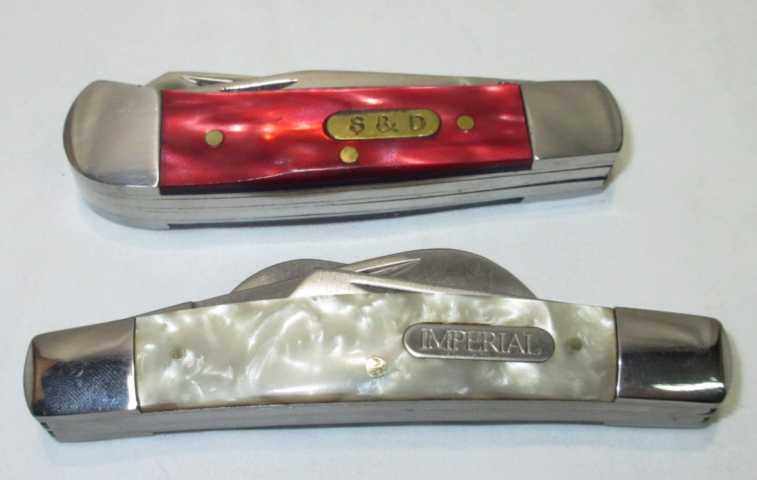 2 Pocket Knives (1 of 3)