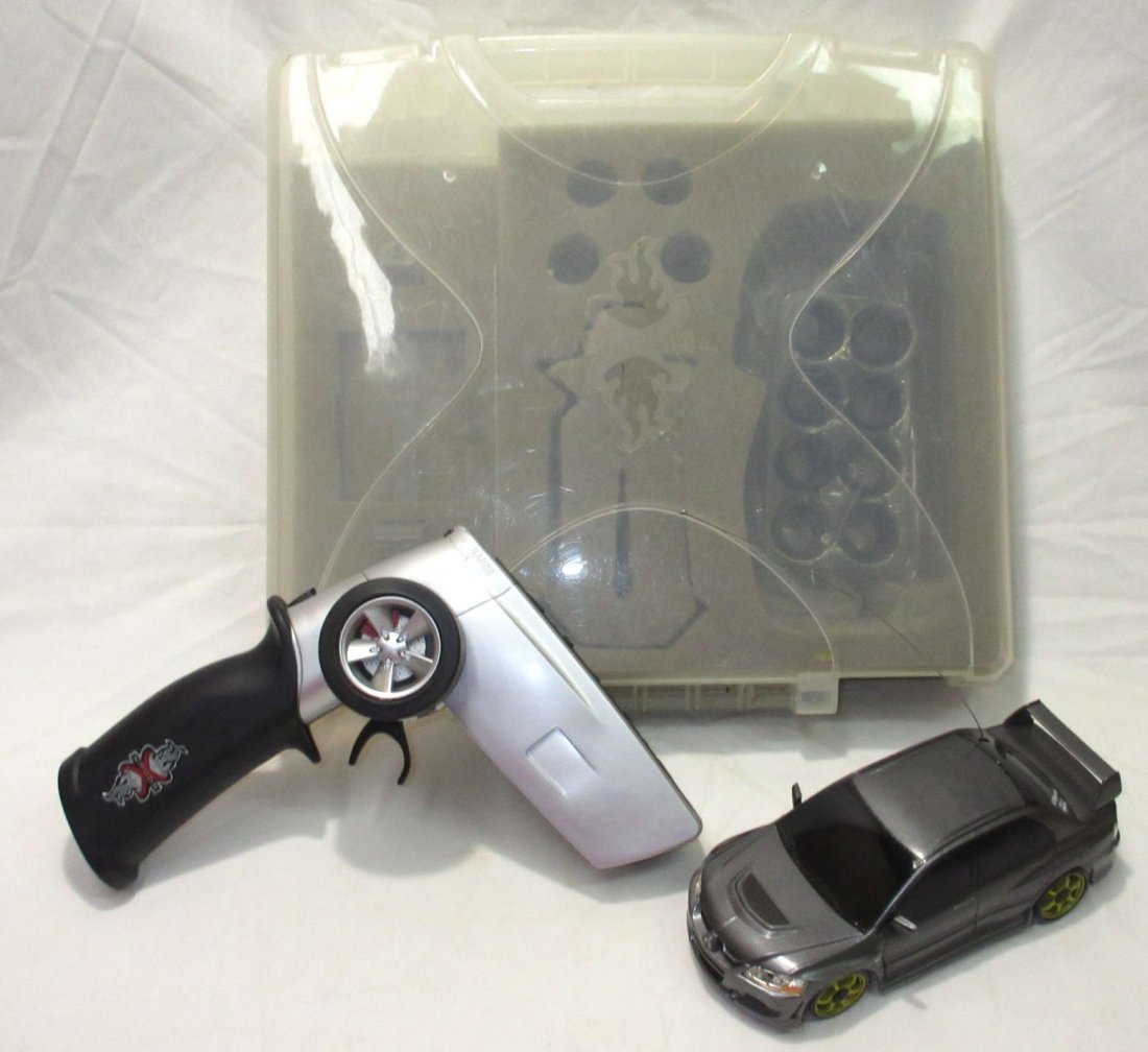 XMODS Remote Control Car (1 of 6)