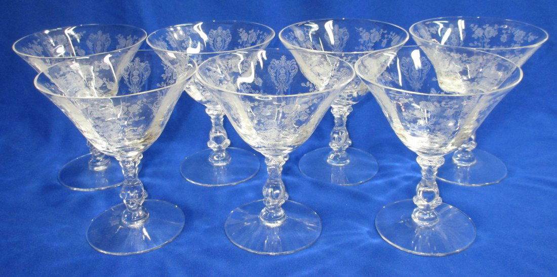 7 Cambridge Rosepoint Stems (1 of 4)