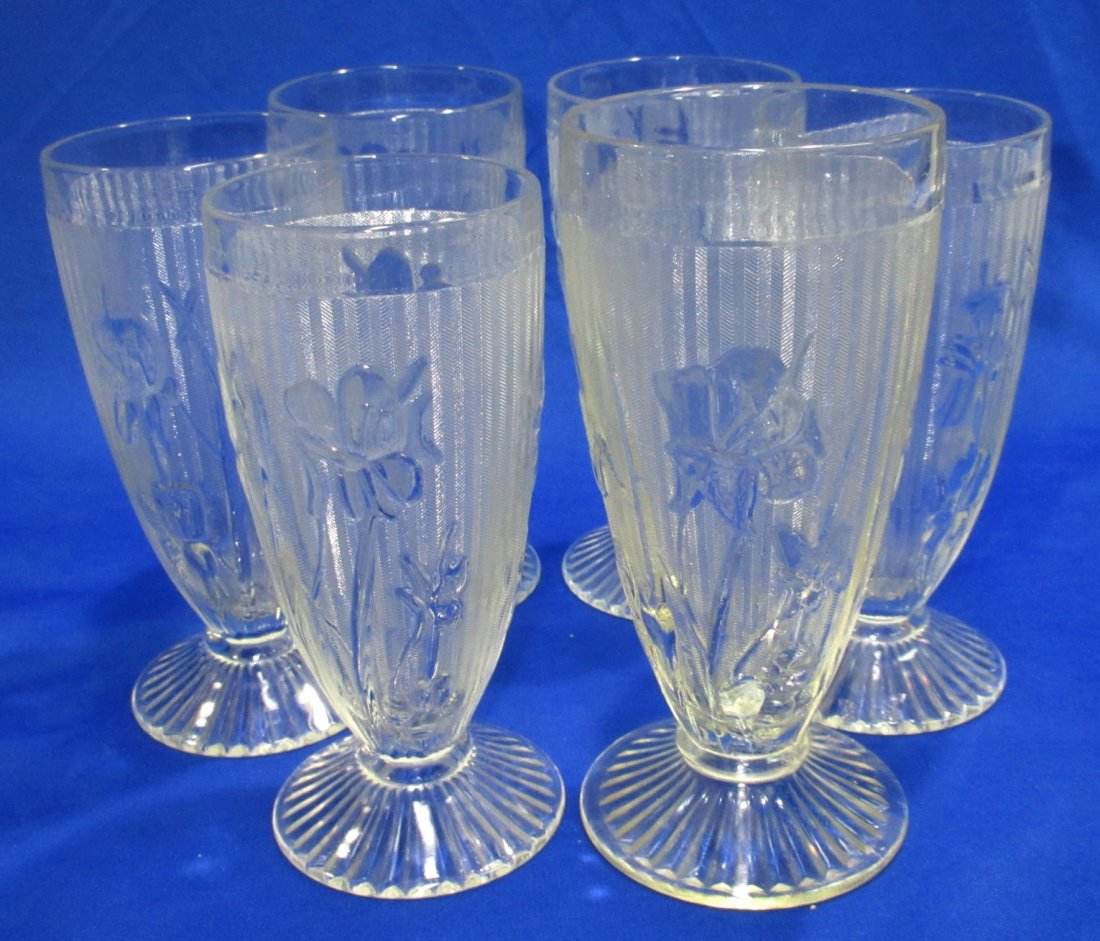 6 Iris & Herringbone Goblets (1 of 3)