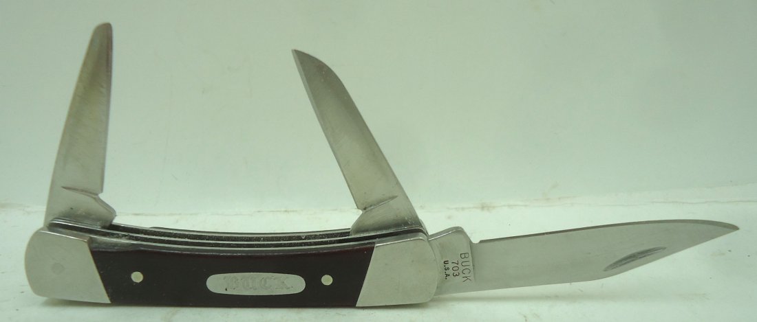 3 Blade Buck Folding Knife (1 of 4)