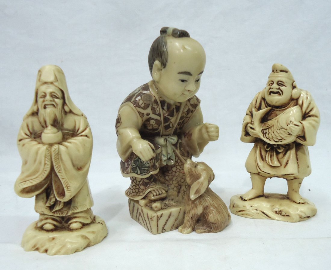 3 Composition Oriental Figures (1 of 4)
