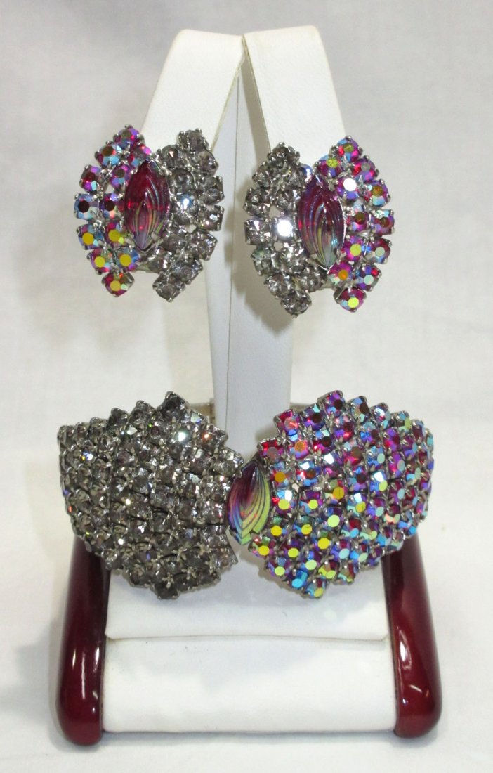 Red AB/Blk Diamond,Art Glass Bracelet Set: 2 1/2" x 1 3/8" Clamper Bracelet Covered In Red AB & Black Diamond Chatons w/ Center Carved Art Stone. 1 1/8" Matching Earrings