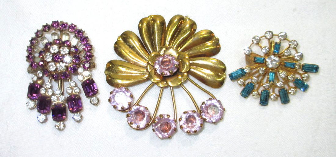 3 Nice Retro Rhinestone Brooches (1 of 7)