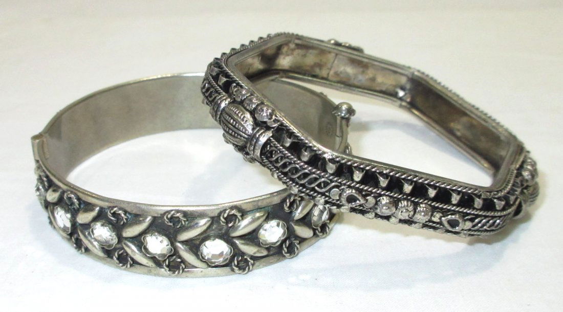 2 Nice Applied Ornament Bracelet's (1 of 4)