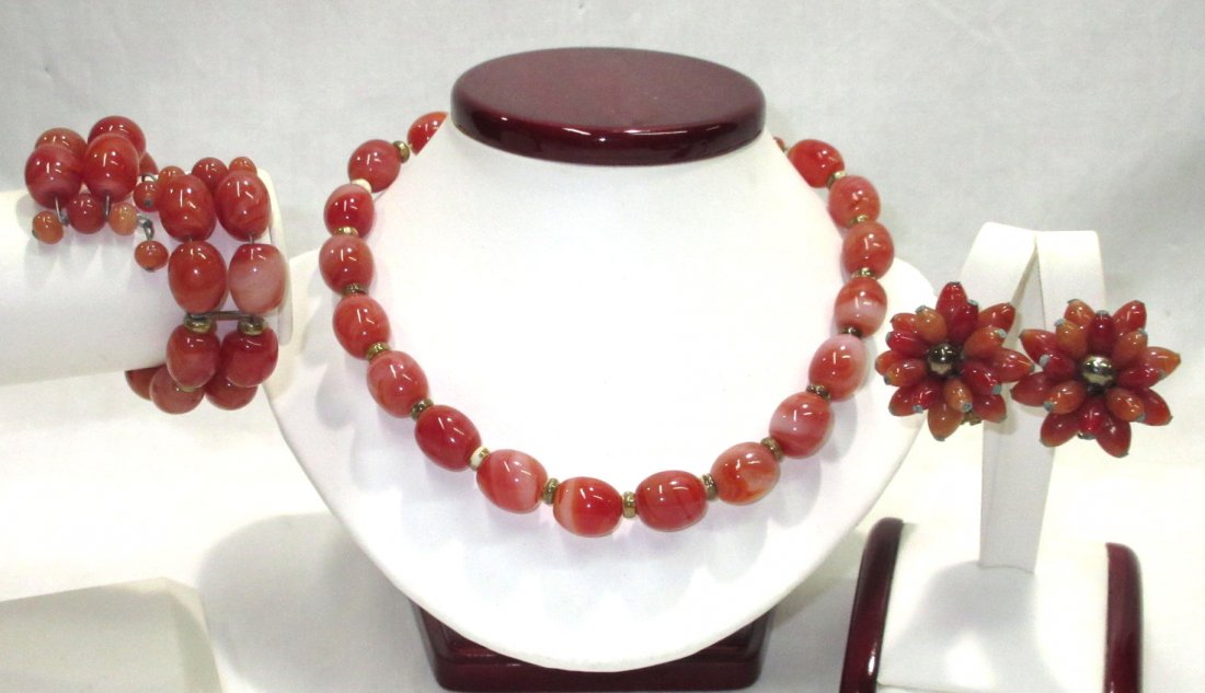 Polished Red Agate Bead Necklace Set (1 of 6)