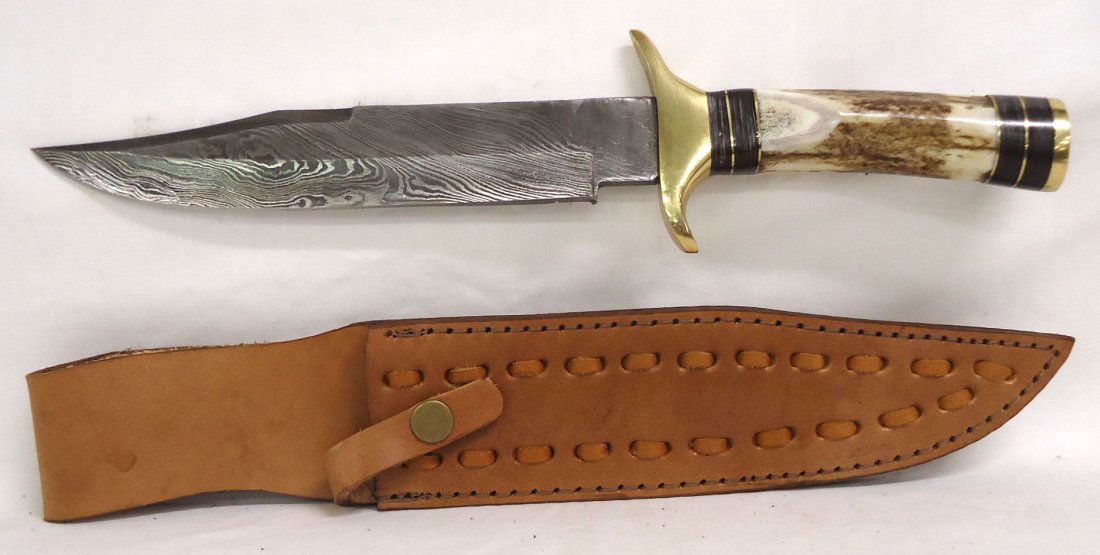 14" Damascus Blade Bowie Knife (1 of 2)