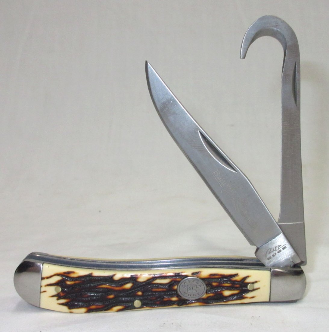 Stag Handle Hoof Knife: 3 3/4"