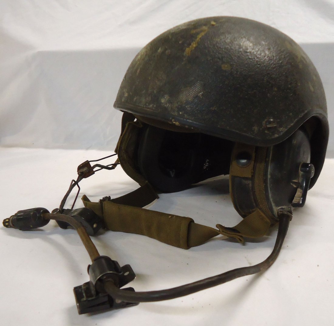 Gentex MK-1697/G Pilot's Helmet (1 of 7)