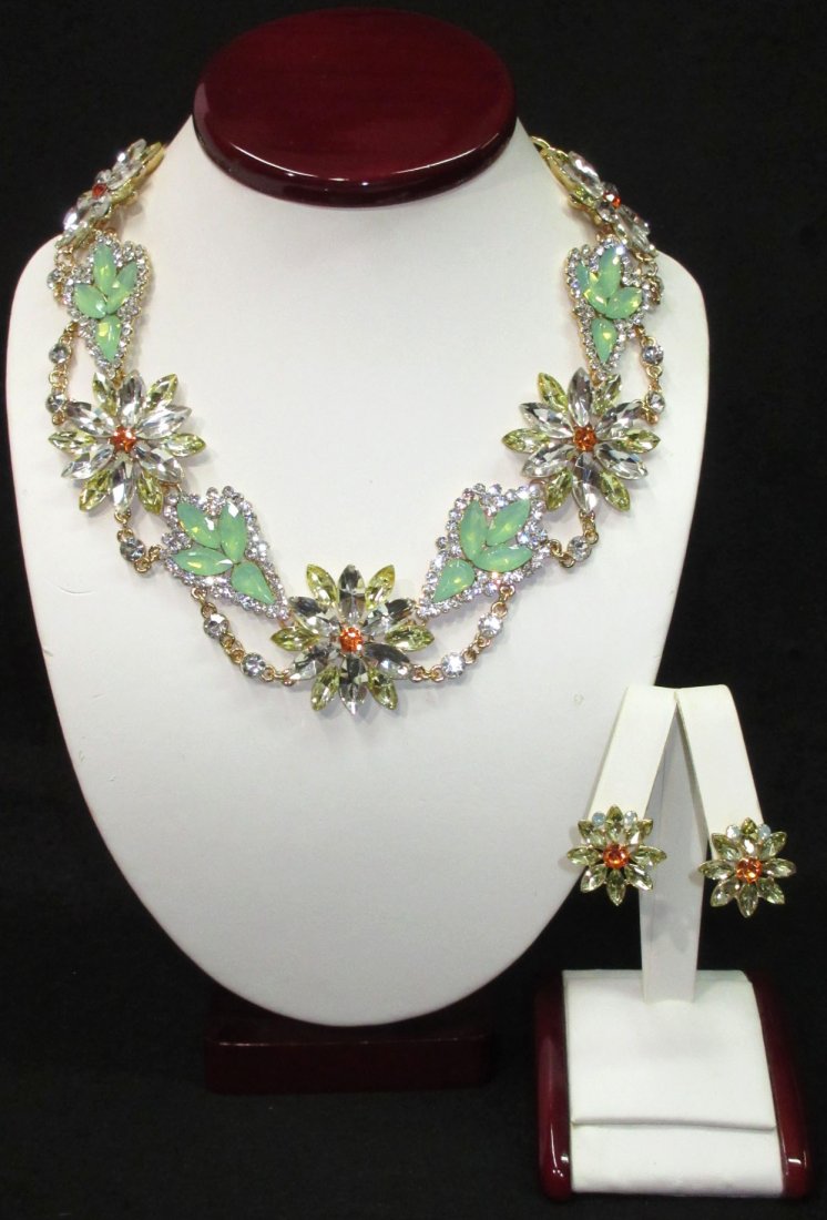 Costume Rhinestone Necklace & Earrings (1 of 6)