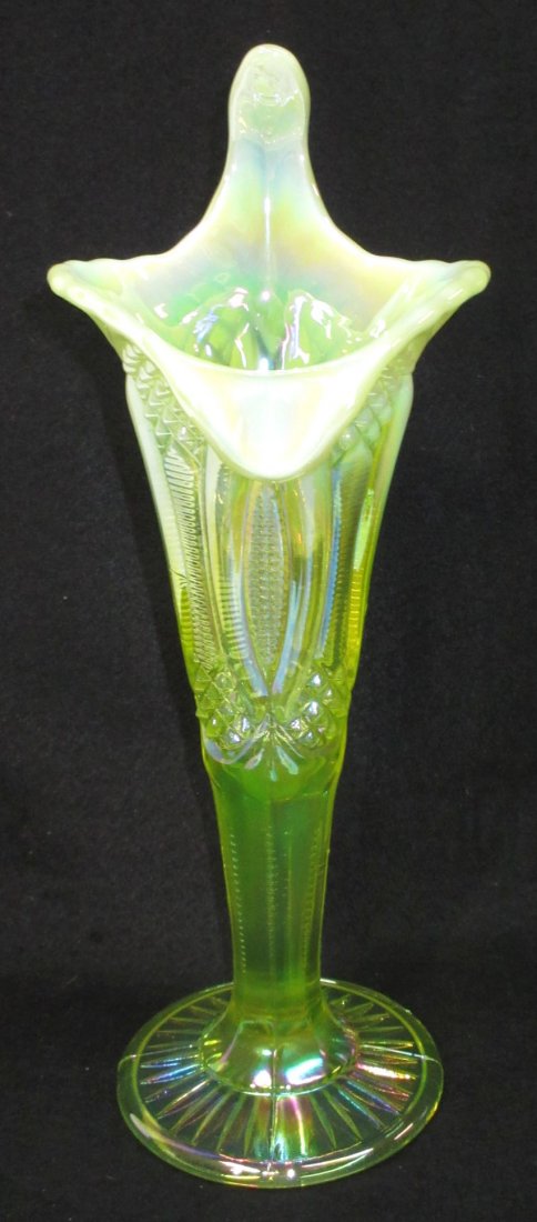 Mosser Vaseline Jack In The Pulpit Vase: 12" T x 4 3/4" x 4" D