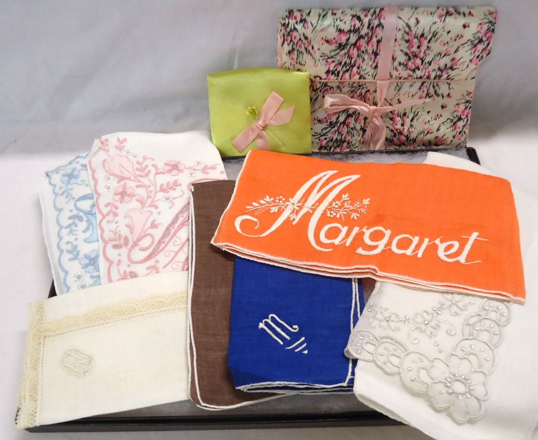 6 Handkerchiefs & 2 Floral Jewelry Bags: 9 pcs.