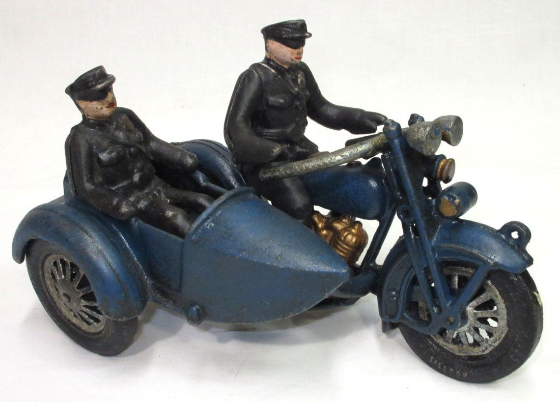 Modern C.I. Motorcycle Toy (1 of 3)