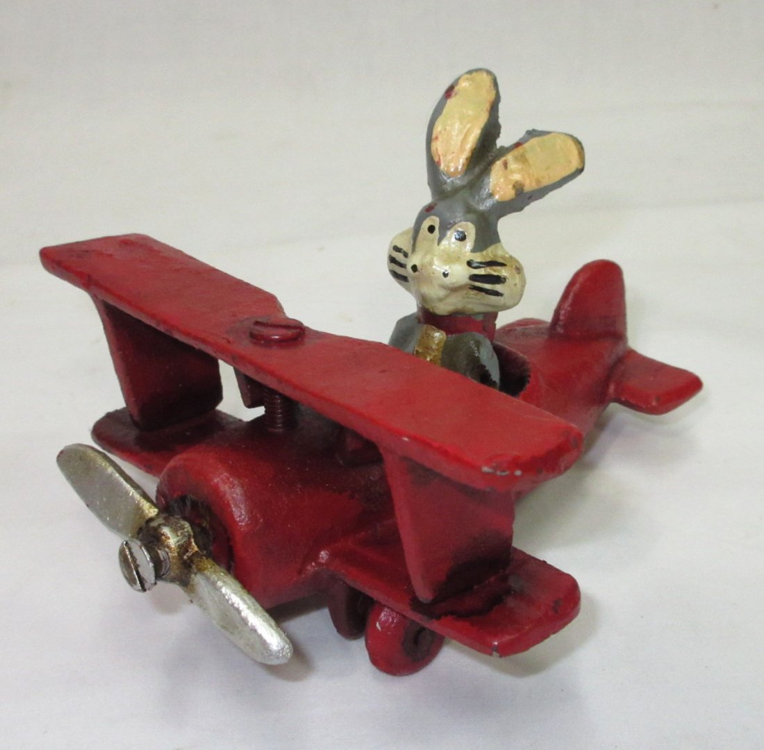 Modern C.I. Bugs Bunny Airplane Toy (1 of 4)